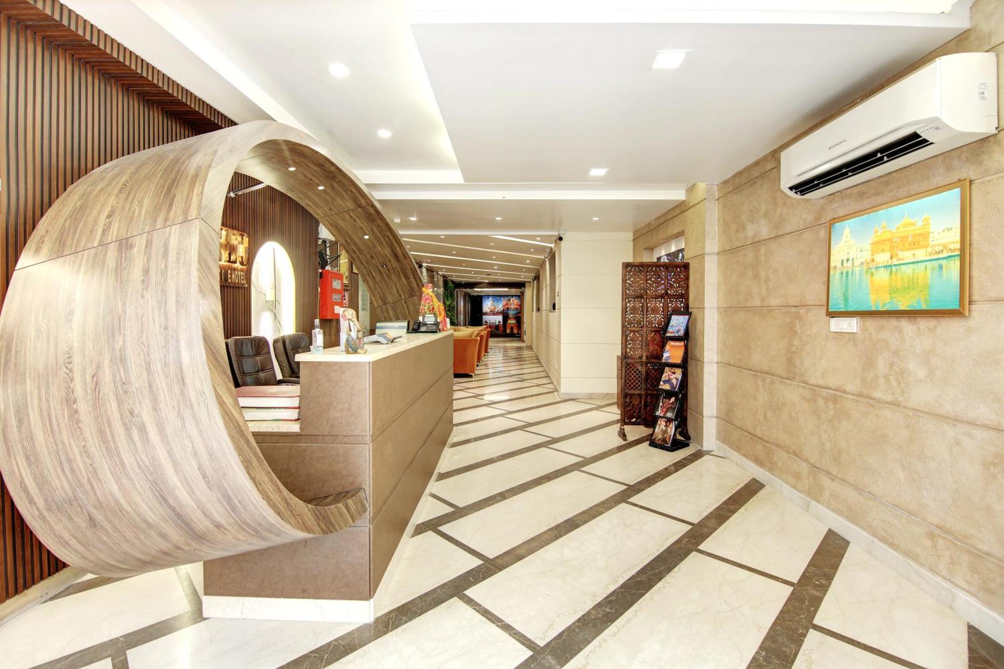 Hotel Neu Villa - Near Connaught Place & New Delhi Railway Station المظهر الخارجي الصورة